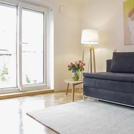 Bright Apartma *